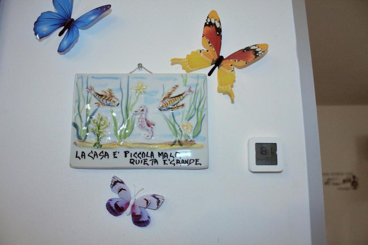 Casa Vacanze Angelica Salerno Bagian luar foto