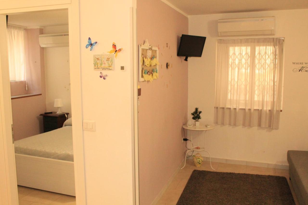 Casa Vacanze Angelica Salerno Bagian luar foto