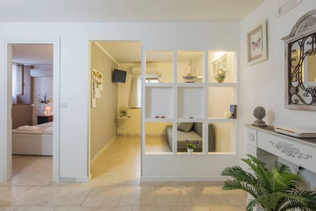 Casa Vacanze Angelica Salerno Bagian luar foto